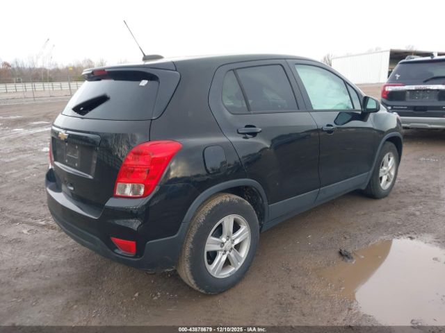 2020 CHEVROLET TRAX KL7CJKSB3LB092795 Photo 3