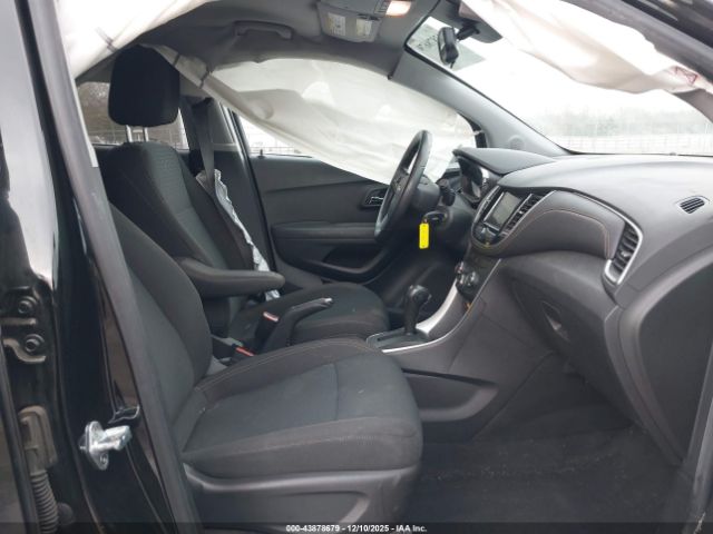 2020 CHEVROLET TRAX KL7CJKSB3LB092795 Photo 4