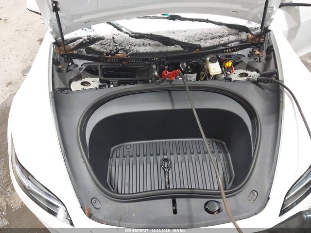 2025 TESLA MODEL 3 5YJ3E1EA5SF022375 Photo 9