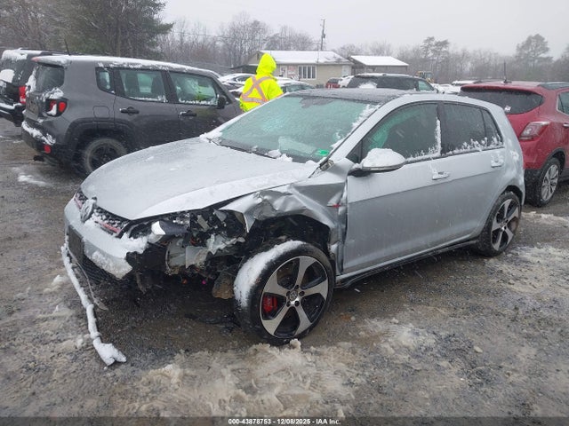 2016 VOLKSWAGEN GOLF GTI 3VW547AU9GM055121 Photo 1