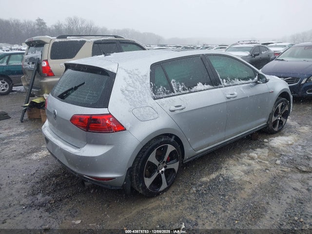 2016 VOLKSWAGEN GOLF GTI 3VW547AU9GM055121 Photo 3