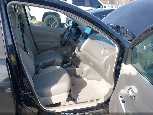 43878830 :رقم المزاد ، 3N1CN7AP2DL877622 vin ، 2013 Nissan Versa 1.6 Sl مزاد بيع
