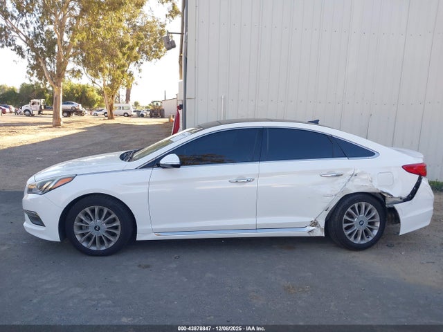 Hyundai Sonata Limited 2015 5NPE34AF9FH247651 Image 14