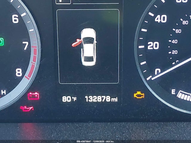 Hyundai Sonata Limited 2015 5NPE34AF9FH247651 Image 15