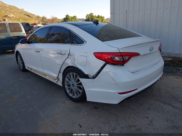 Hyundai Sonata Limited 2015 5NPE34AF9FH247651 Image 3