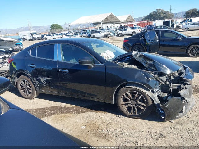 3MZBM1V79FM224783 Mazda Mazda3 I Touring