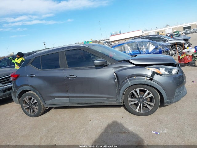 Продажа на аукционе авто 2019 Nissan Kicks Sv, vin: 3N1CP5CU7KL565357, номер лота: 43878892