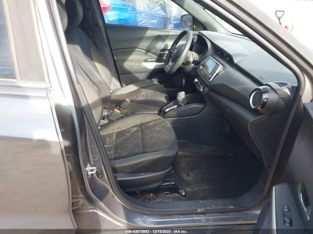 Продажа на аукционе авто 2019 Nissan Kicks Sv, vin: 3N1CP5CU7KL565357, номер лота: 43878892