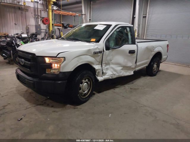 2016 FORD F-150 1FTMF1CF1GKE70784 Photo 1