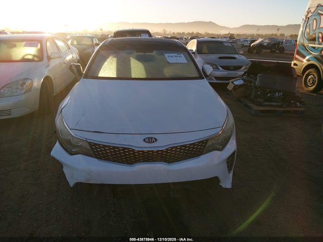 5XXGW4L25JG214113 KIA Optima Sx Turbo