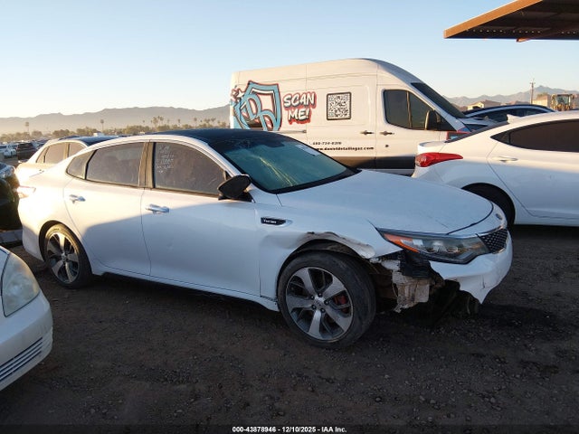 5XXGW4L25JG214113 KIA Optima Sx Turbo