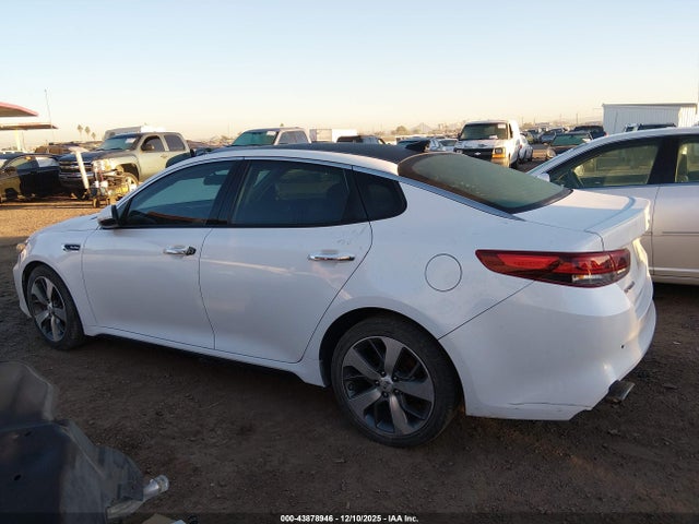 5XXGW4L25JG214113 KIA Optima Sx Turbo