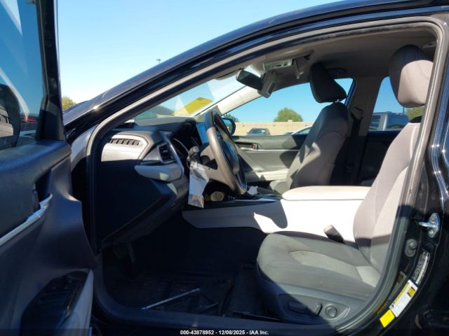 2021 TOYOTA CAMRY 4T1C11AK0MU604495 Photo 4