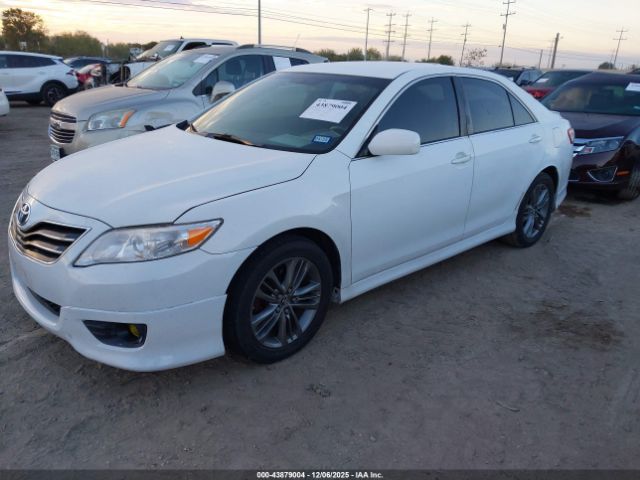 2011 TOYOTA CAMRY 4T1BF3EK7BU745113 Photo 1