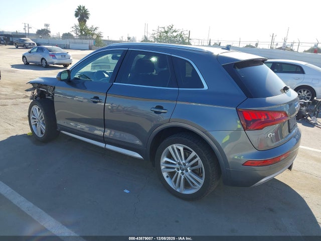 WA1BNAFY6J2038068 Audi Q5 2.0t Premium/2.0t Tech Premium