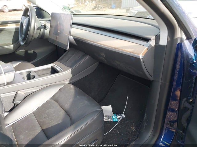 2023 TESLA MODEL Y 7SAYGDEE8PA091069 Photo 4