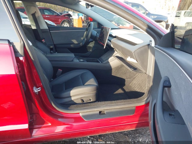 2025 TESLA MODEL 3 5YJ3E1EA6SF968713 Photo 4