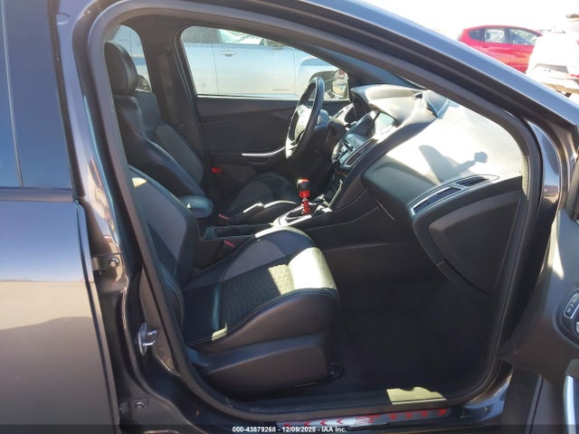 2015 FORD FOCUS ST 1FADP3L9XFL299633 Photo 4