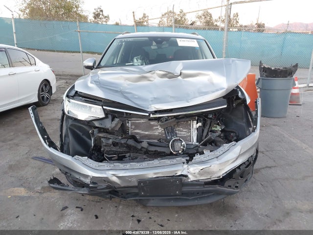 Volkswagen Tiguan 2.0t S 2024 3VVRB7AX5RM106302 Image 13