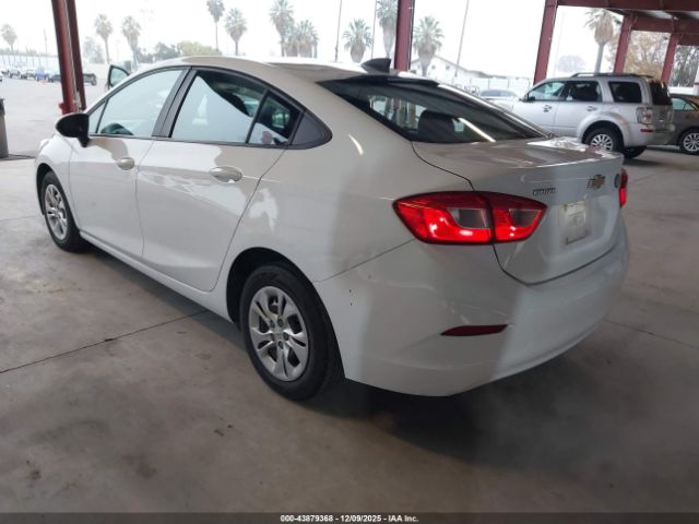 2019 CHEVROLET CRUZE 1G1BC5SM1K7129347 Photo 2