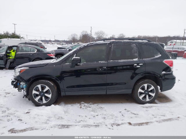 Продажа на аукционе авто 2018 Subaru Forester 2.5i Premium, vin: JF2SJAGC2JH496127, номер лота: 43879379