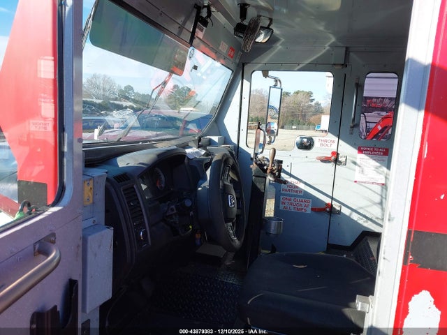 Aukcja sprzedaży 2014 Ram 5500 Chassis Tradesman/slt, vin: 3C7WRMAL6EG172846, numer aukcji: 43879383