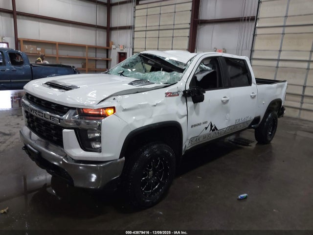 1GC1YNEY4MF263734 Chevrolet Silverado 2500hd 4wd Standard Bed Lt