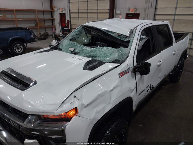 1GC1YNEY4MF263734 Chevrolet Silverado 2500hd 4wd Standard Bed Lt