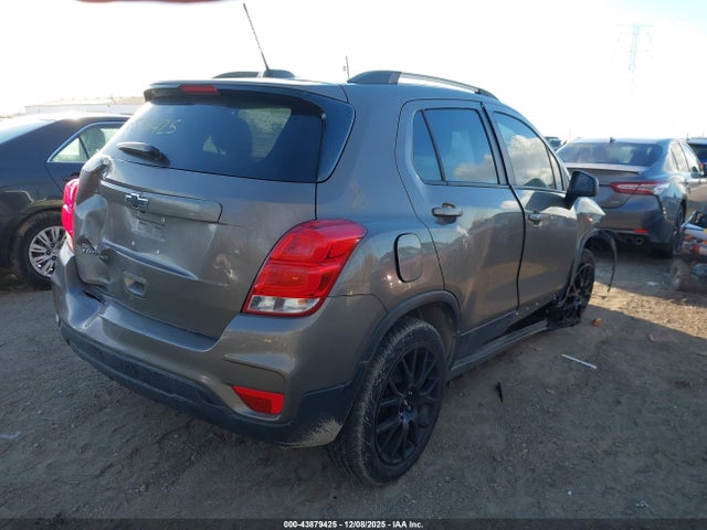 2022 CHEVROLET TRAX KL7CJPSM4NB529995 Photo 3