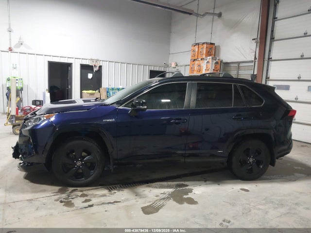 Продаж на аукціоні авто 2019 Toyota Rav4 Hybrid Xse, vin: JTMEWRFV3KJ020204, номер лоту: 43879436