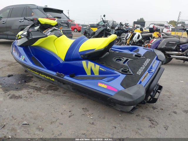 Seadoo Wake 2021 YDV32666L021 Image 3