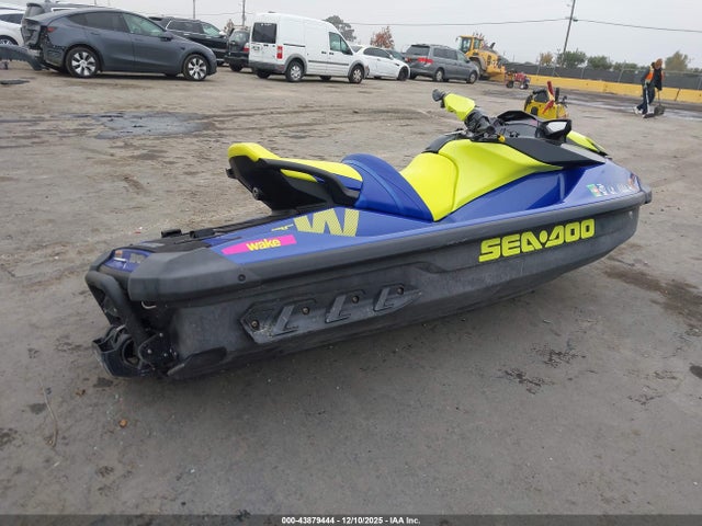 Seadoo Wake 2021 YDV32666L021 Image 4