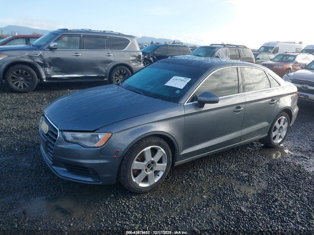 2015 AUDI A3 WAUBFGFF8F1002896 Photo 1