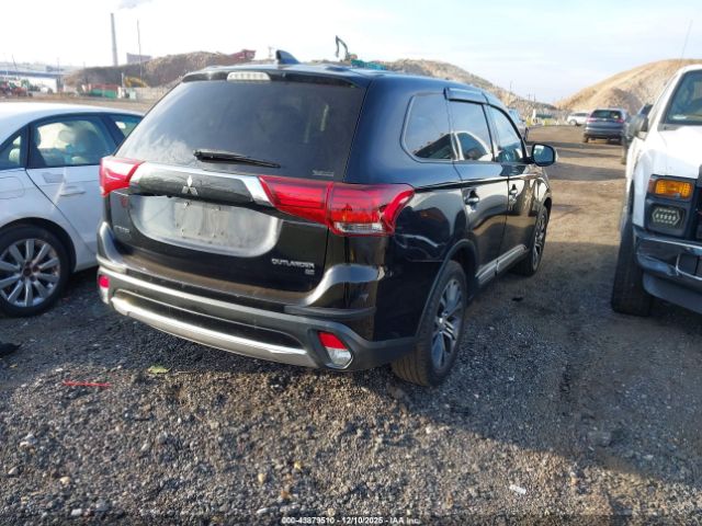 2017 MITSUBISHI OUTLANDER JA4AZ3A36HZ062931 Photo 3
