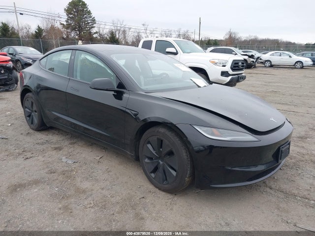 2024 TESLA MODEL 3 5YJ3E1EBXRF825511 Photo 0