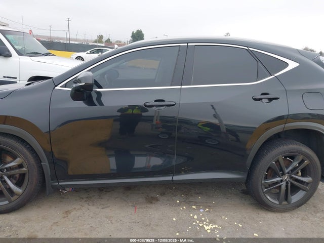 JTJHKCFZ5N2008592 Lexus Nx 450h+ Luxury