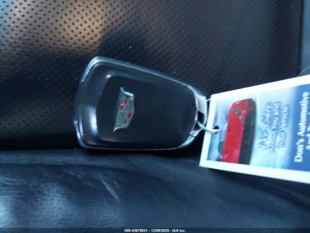 2017 CADILLAC XT5 1GYKNDRS0HZ105239 Photo 10