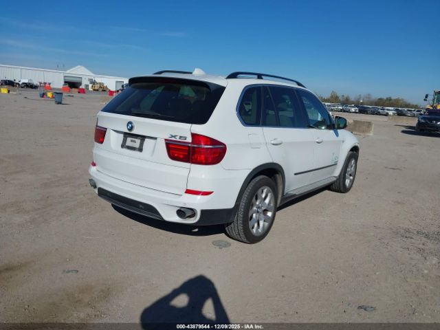 2013 BMW X5 5UXZV4C53D0B17070 Photo 3