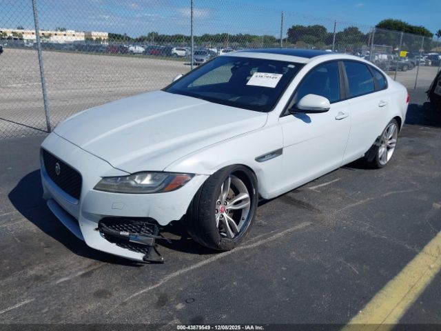 2016 JAGUAR XF SAJBF4BVXGCY10303 Photo 1