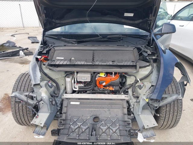Продажа на аукционе авто 2025 Tesla Model Y Long Range Dual Motor All-wheel Drive, vin: 7SAYGDEE6SF318500, номер лота: 43879566