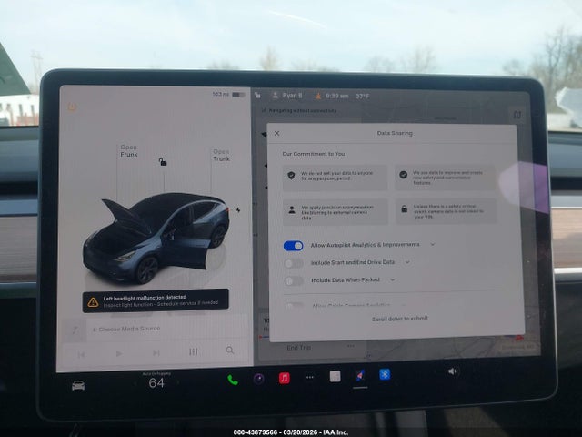 Продажа на аукционе авто 2025 Tesla Model Y Long Range Dual Motor All-wheel Drive, vin: 7SAYGDEE6SF318500, номер лота: 43879566
