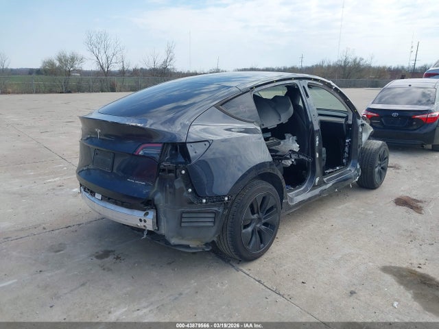 Продажа на аукционе авто 2025 Tesla Model Y Long Range Dual Motor All-wheel Drive, vin: 7SAYGDEE6SF318500, номер лота: 43879566