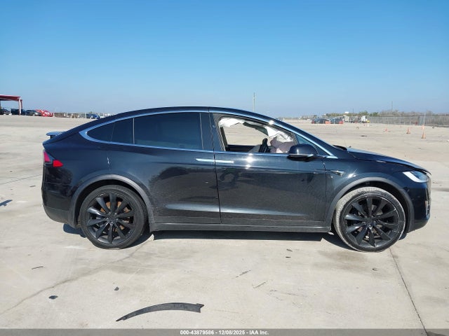 Tesla Model X 100d/75d/p100d 2018 5YJXCAE2XJF104567 Image 13