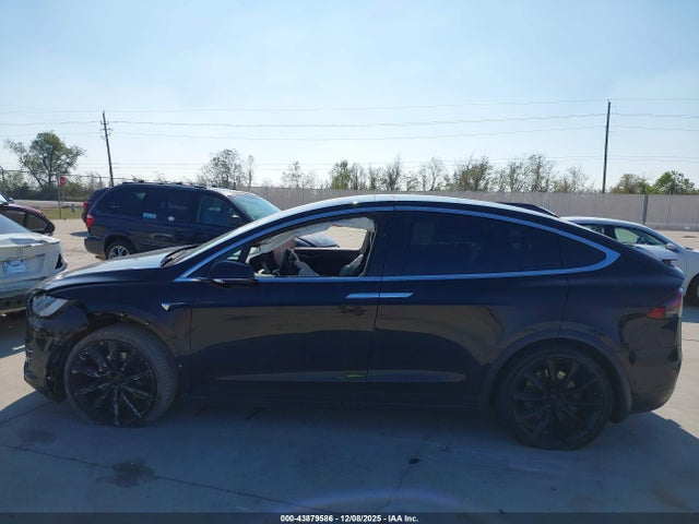 Tesla Model X 100d/75d/p100d 2018 5YJXCAE2XJF104567 Image 14