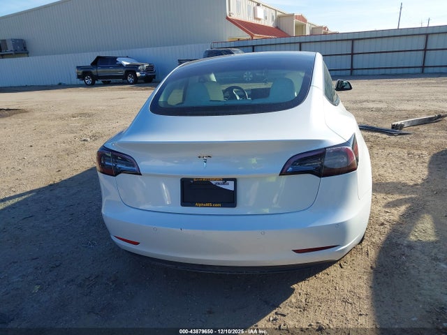 Aukcja sprzedaży 2022 Tesla Model 3 Rear-wheel Drive, vin: 5YJ3E1EA2NF325828, numer aukcji: 43879650