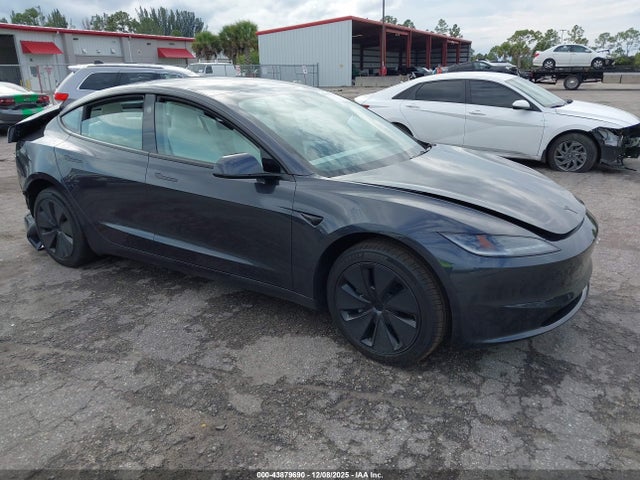 2026 TESLA MODEL 3 5YJ3E1EA5TF126446