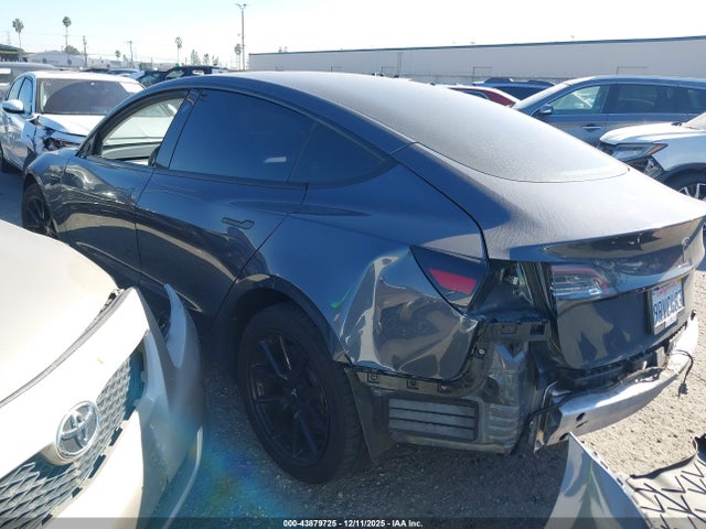 2021 TESLA MODEL 3 5YJ3E1EA8MF080760 Photo 2