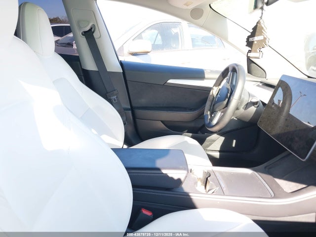 2021 TESLA MODEL 3 5YJ3E1EA8MF080760 Photo 4