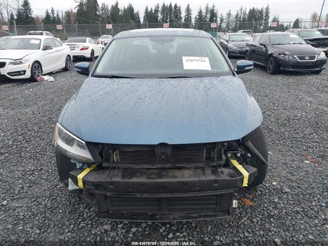 3VWD17AJ7FM302452 Volkswagen Jetta 1.8t Se