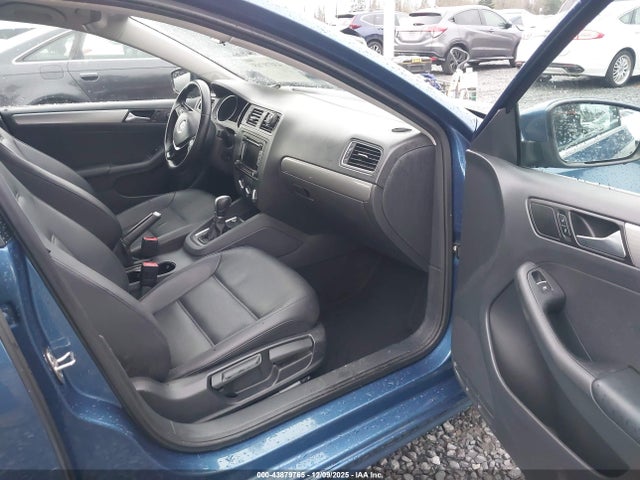 3VWD17AJ7FM302452 Volkswagen Jetta 1.8t Se